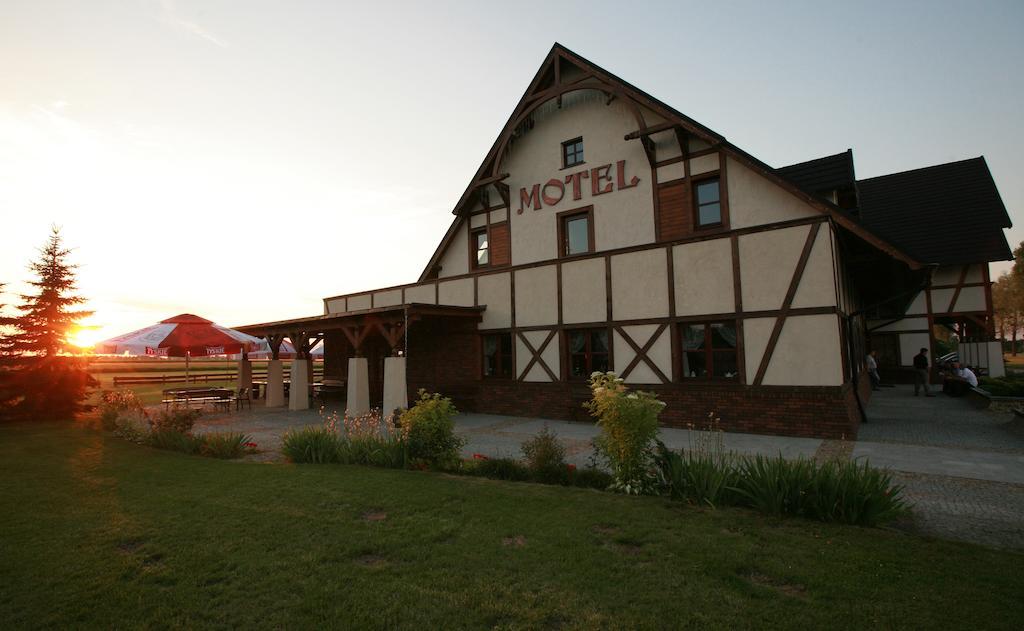 Motel Klara Sobotka  Экстерьер фото